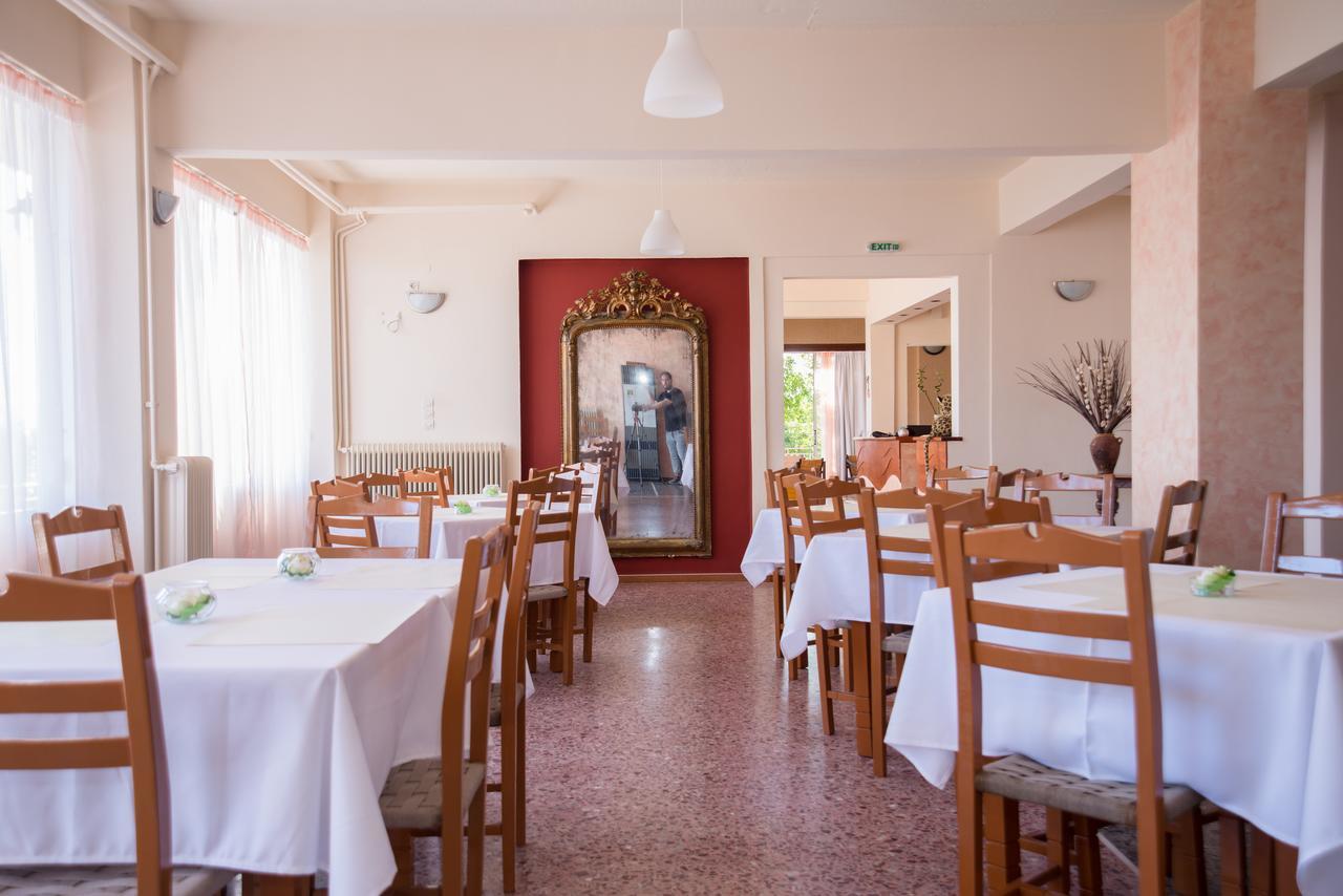Hotel Milton Mavrovoúnion 外观 照片
