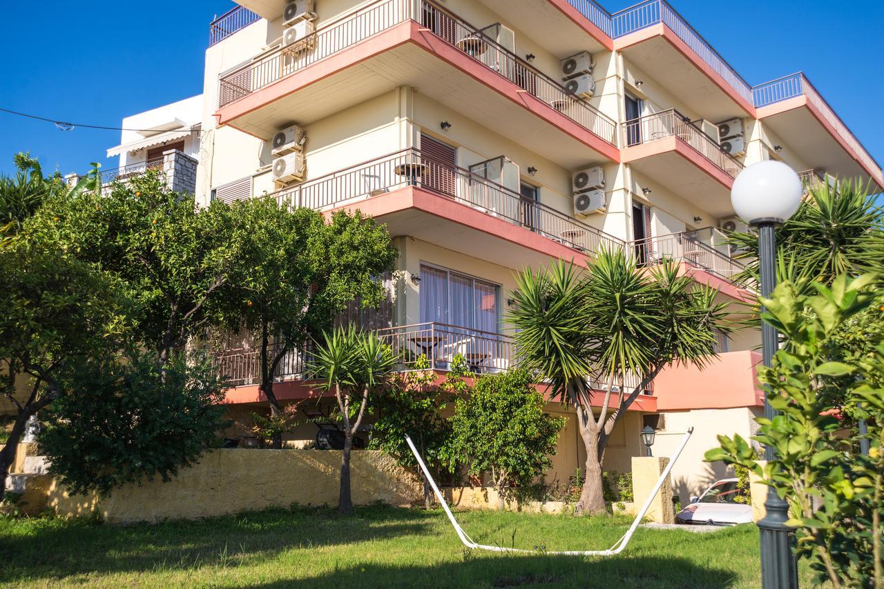 Hotel Milton Mavrovoúnion 外观 照片